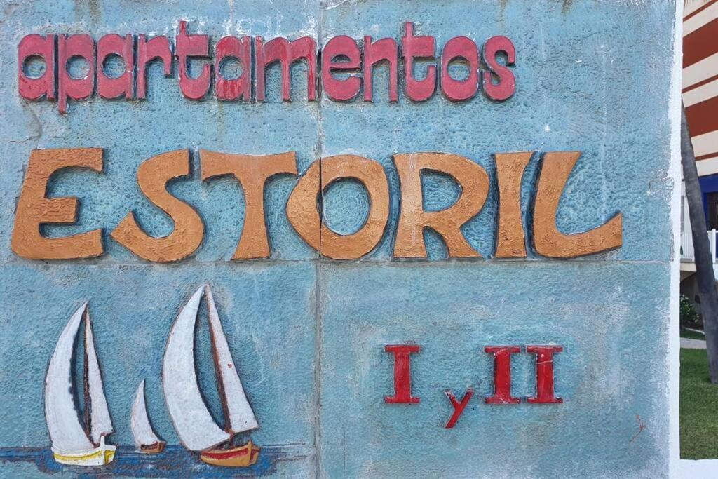 Apartamento Incredible Seafront With Sunrise And Sunset Views Benicàssim Exterior foto