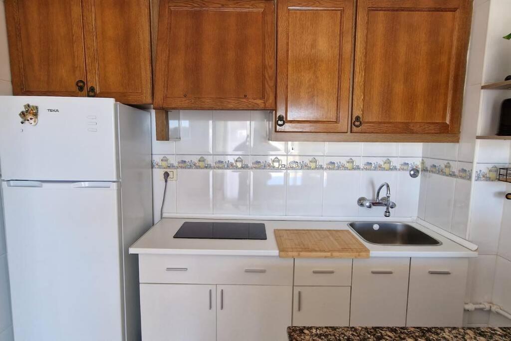 Apartamento Incredible Seafront With Sunrise And Sunset Views Benicàssim Exterior foto