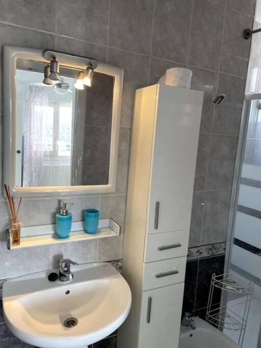 Apartamento Incredible Seafront With Sunrise And Sunset Views Benicàssim Exterior foto